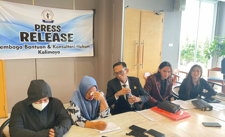 Tangis Haru Ibu Korban Penembakan di Samarinda, Bantah Anak Terlibat Kasus 2021